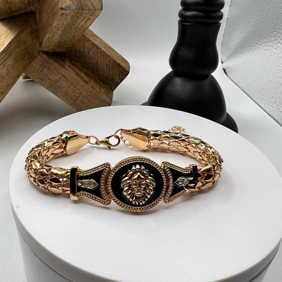 Other - Men’s Gold Tone Bracelet W/ Lions Head and Rhinestones NEW